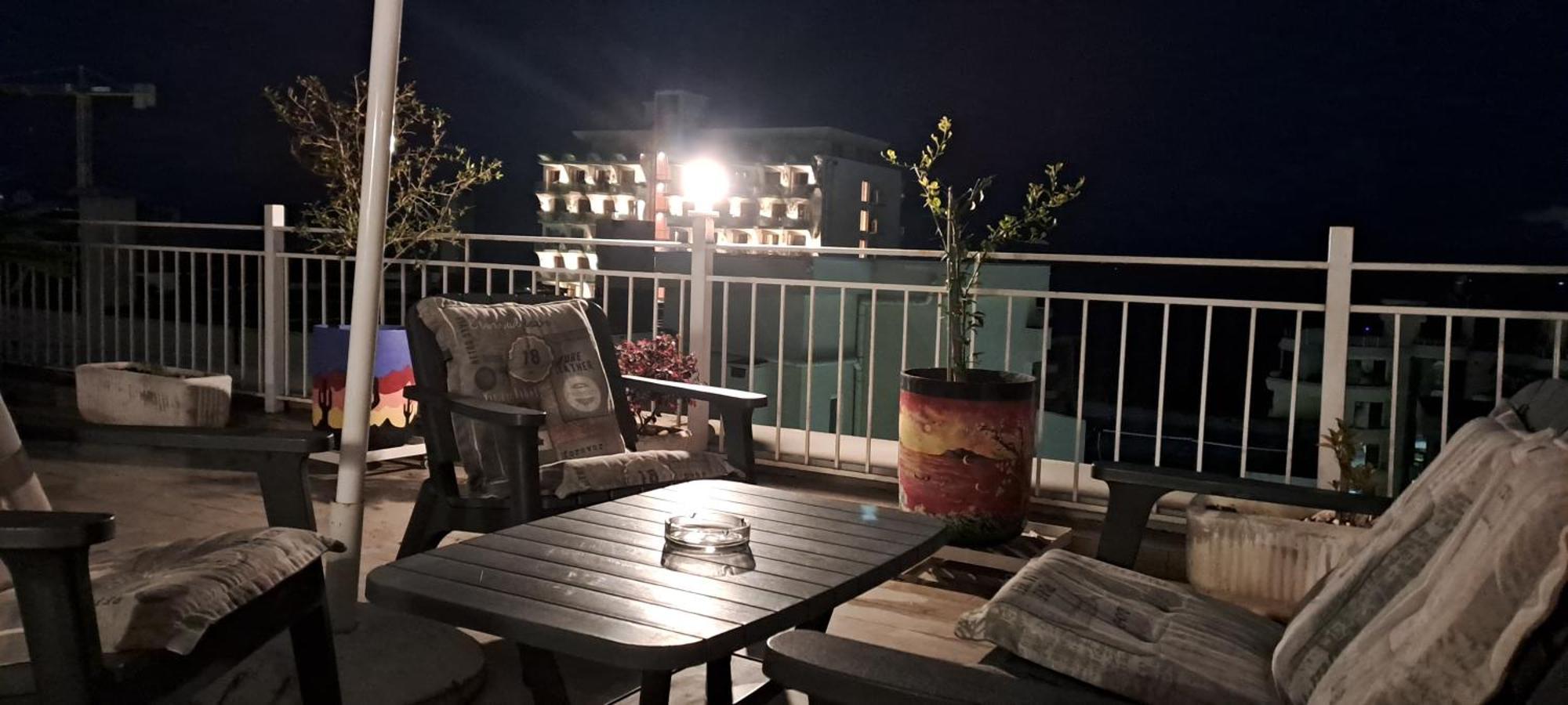 Paradise Rooftop Golem 格勒姆 外观 照片