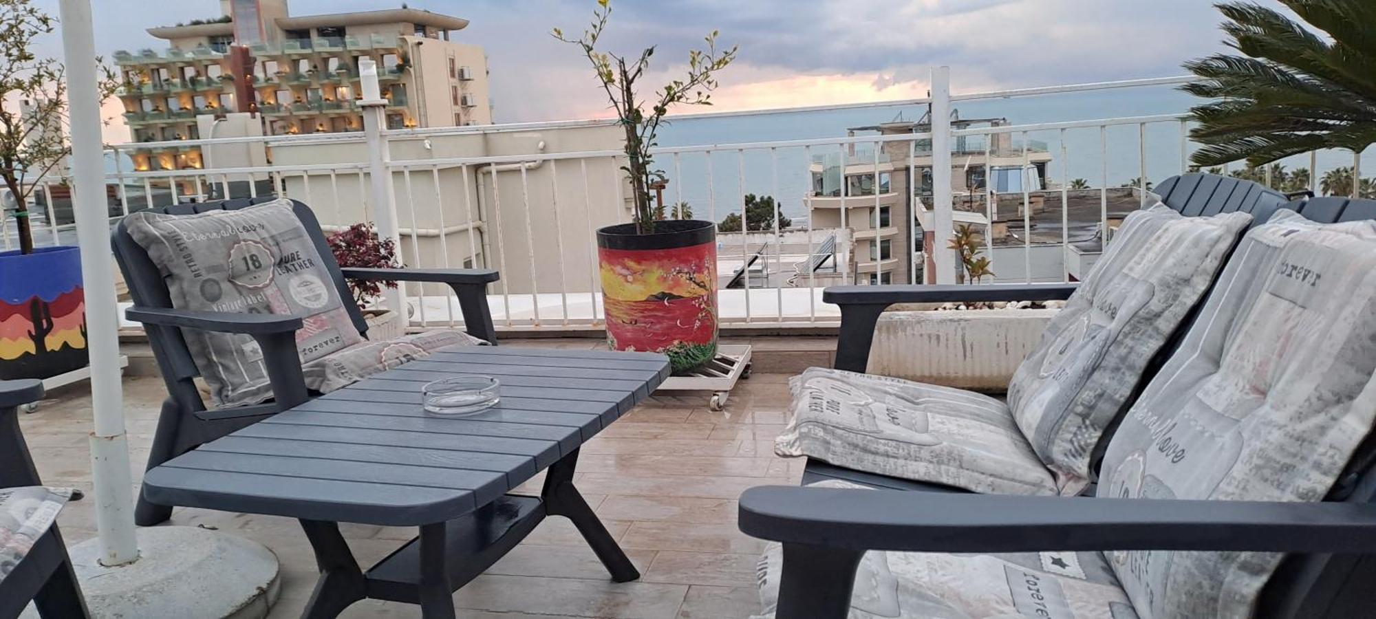 Paradise Rooftop Golem 格勒姆 外观 照片